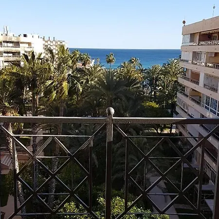 Beautiful With Sea View And Close To The Beach Of Los Locos *